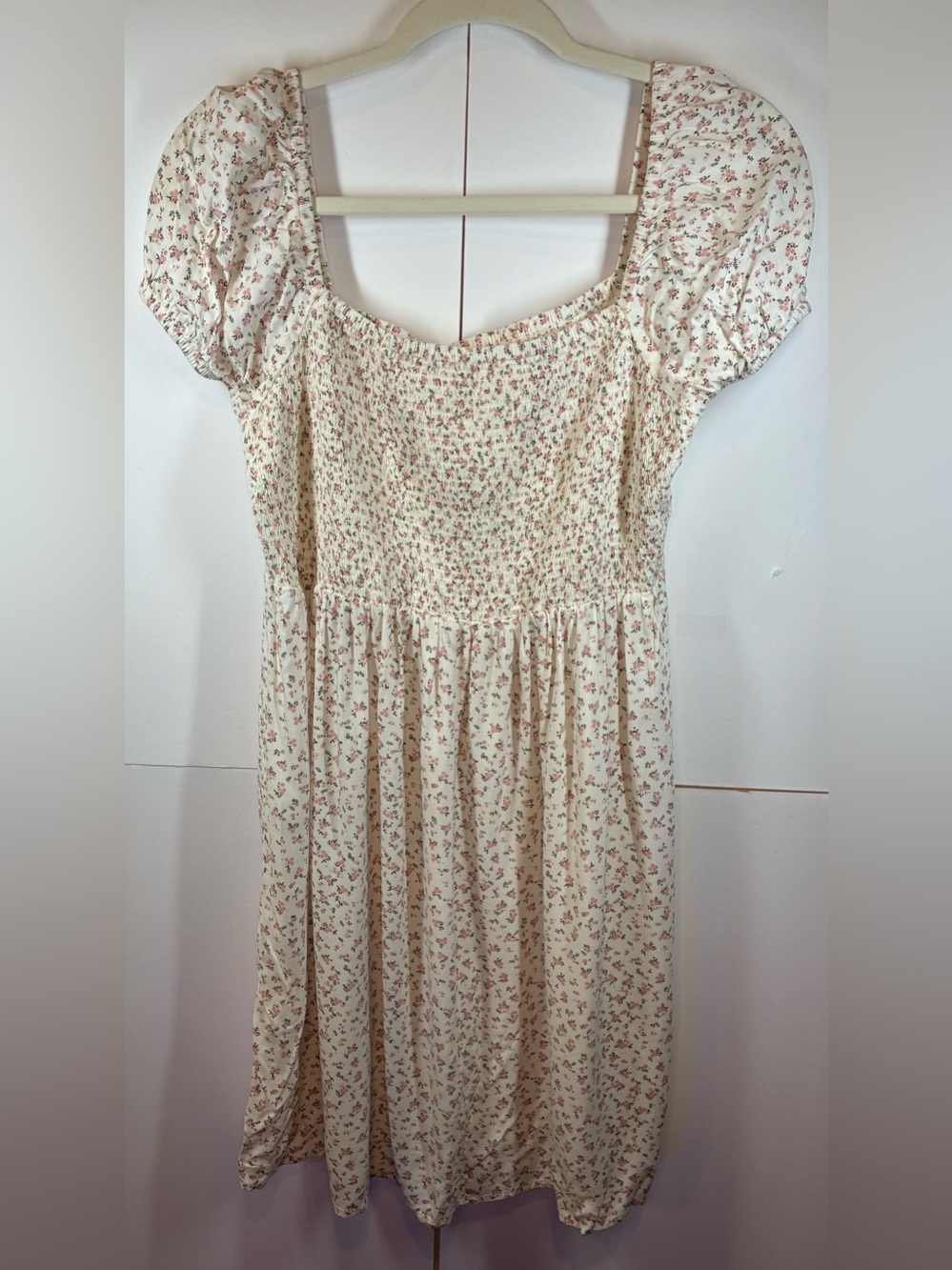 SO Floral Smocked Dress Cottagecore Puff Sleeve Size Large